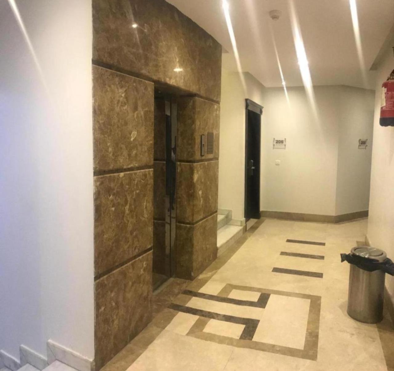 Al Makan 107 Hotel By Al Azmy Riadh Exterior foto